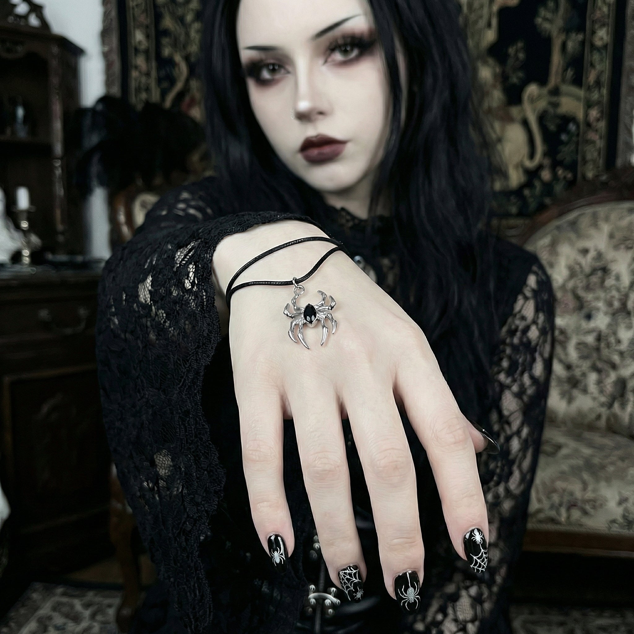 Ciondolo gotico “Ragno Nero” stile gotico